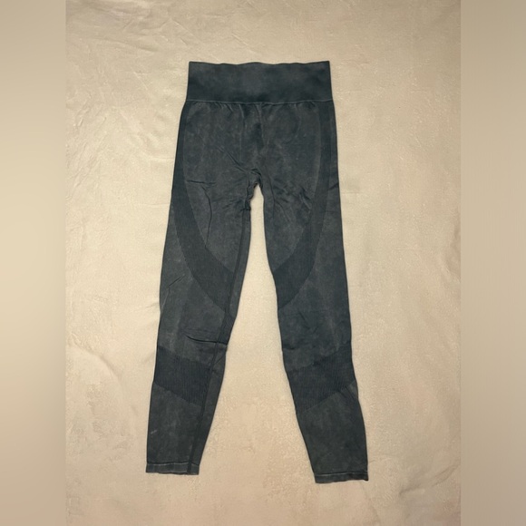 PINK Seamless High-waisted Leggings in Blue Wash - Picture 4 of 6